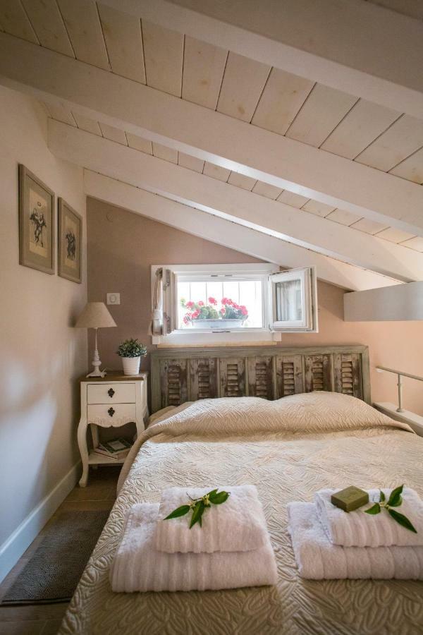 Lianelia Boutique Village House Argyrades Exteriör bild