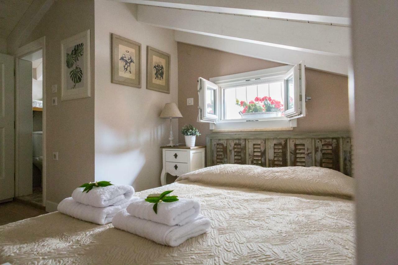 Lianelia Boutique Village House Argyrades Exteriör bild